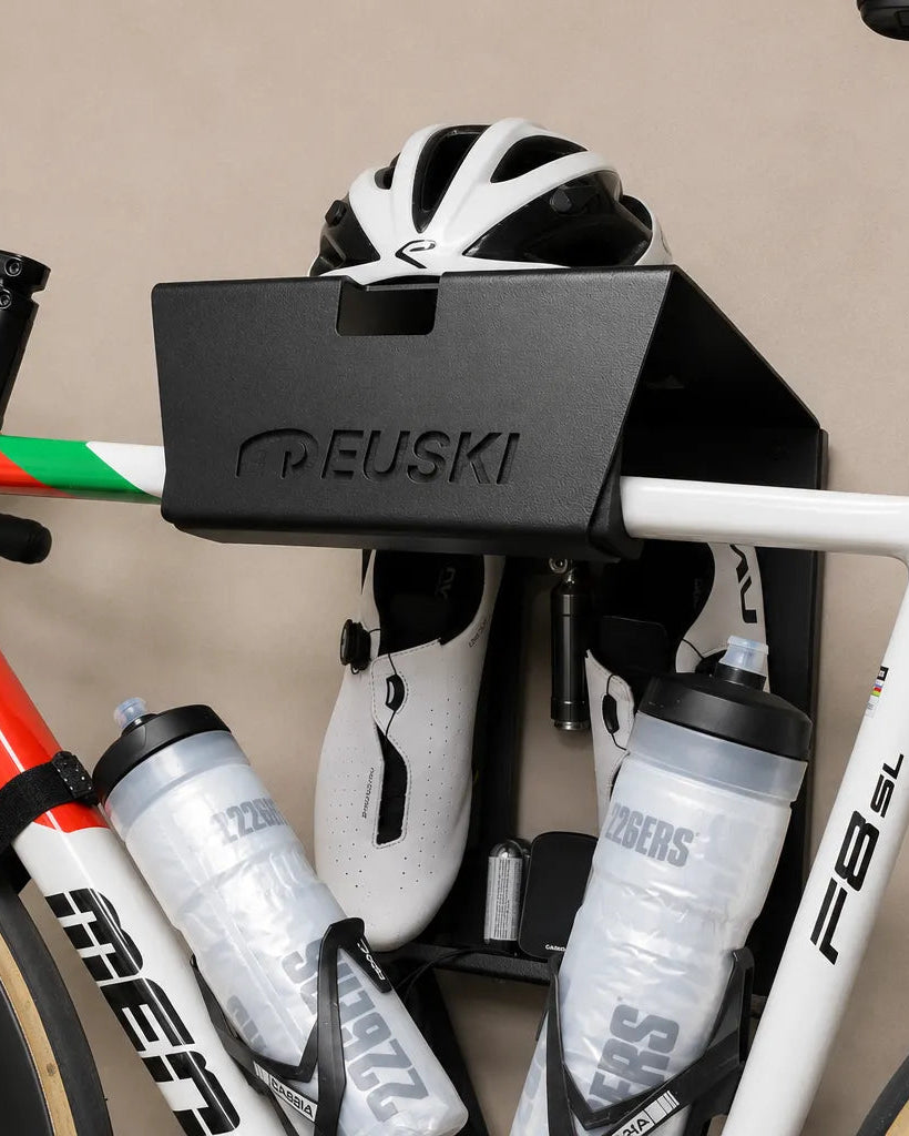 Soporte de pared de acero para bicis, color negro texturizado
